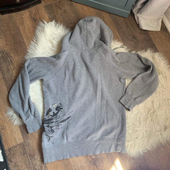 Roxy Gray Hoodie with Artistic Design - Picture 7 of 7